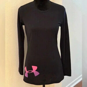 Under Armour Semi Fitted Long Sleeve Heat Gear    Shirt